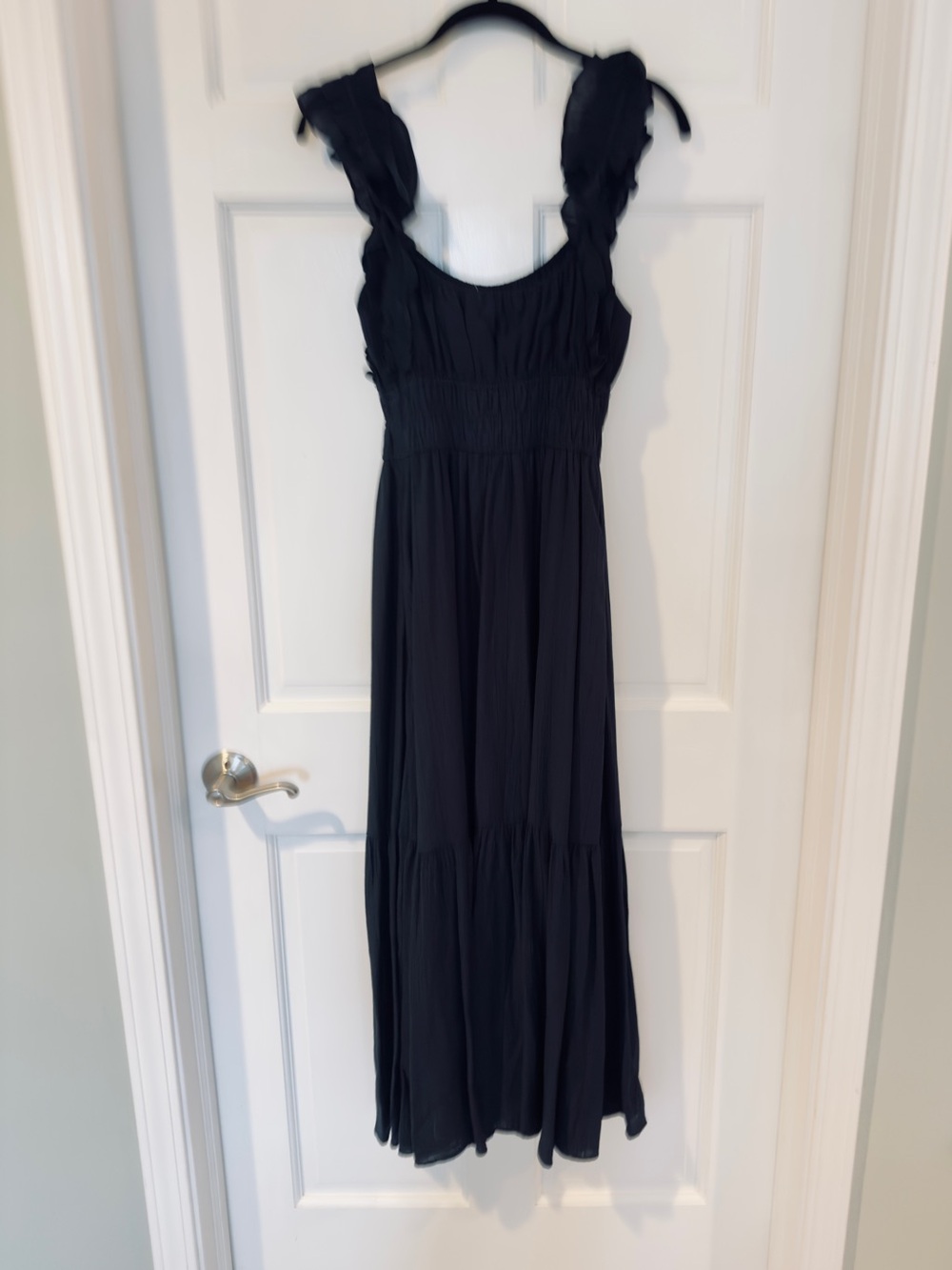 Abercrombie black tiered dress with ruffle straps NWT